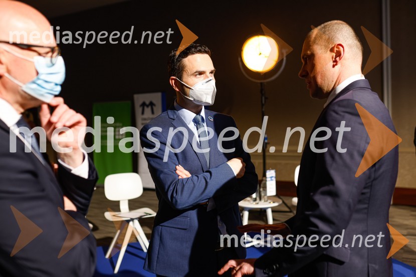  Matej Tonin, podpredsednik vlade in minister za obramboGospodarski krog, Amcham Slovenija