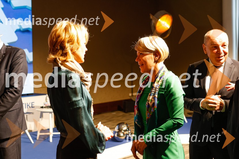  Nevenka Črešnar Pergar, lastnica in direktorica podjetja NP Consulting; dr. Aleksandra Pivec, stranka Naša dežela, predsednicaGospodarski krog, Amcham Slovenija