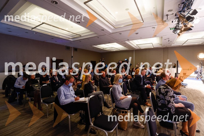 Gospodarski krog, Amcham Slovenija