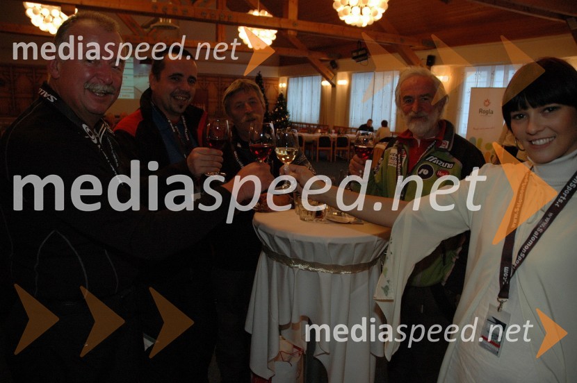 1. VIP CUP UNITUR 2008