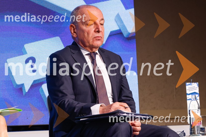  Andrej Šircelj, minister za financeGospodarski krog, Amcham Slovenija
