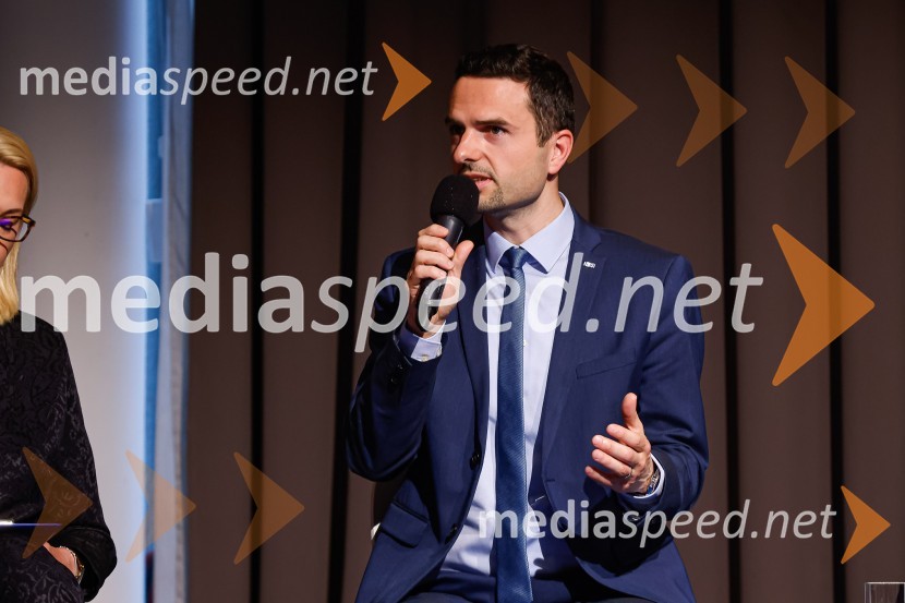  Matej Tonin, podpredsednik vlade in minister za obramboGospodarski krog, Amcham Slovenija