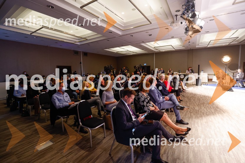 Gospodarski krog, Amcham Slovenija