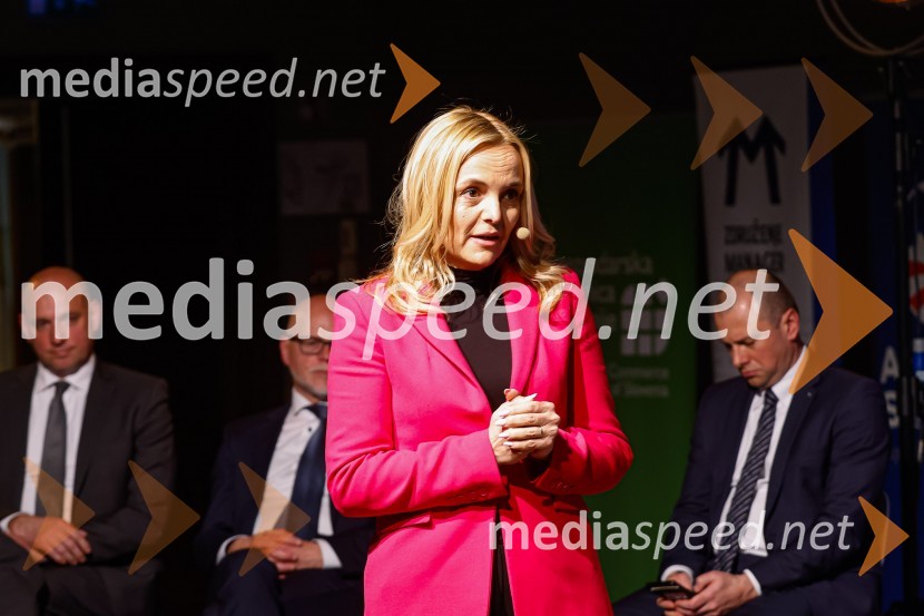  Ajša Vodnik, izvršna direktorica AmCham (Ameriška gospodarska zbornica)Gospodarski krog, Amcham Slovenija