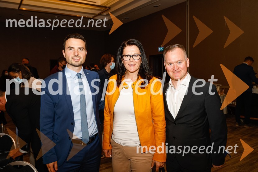  Matej Tonin, podpredsednik vlade in minister za obrambo;  Nataša Hudelja, NSi;  Robert Ilc, NSIGospodarski krog, Amcham Slovenija