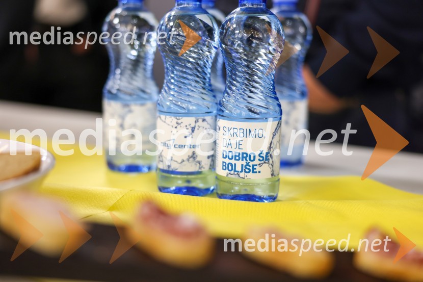 Pubeci v Citycentru Celje