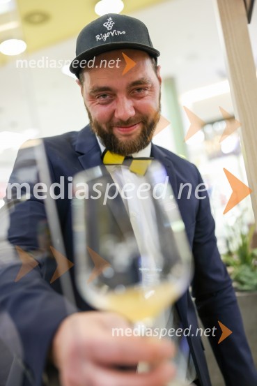  Aleksander Rigo, Rigo VinoPubeci v Citycentru Celje