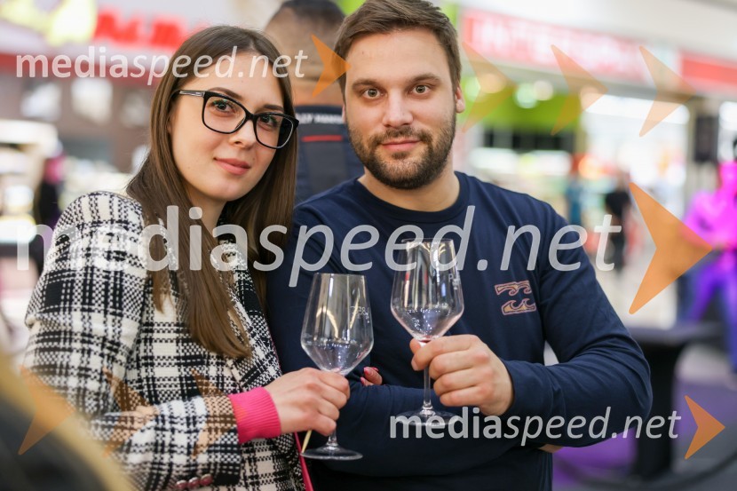 Pubeci v Citycentru Celje