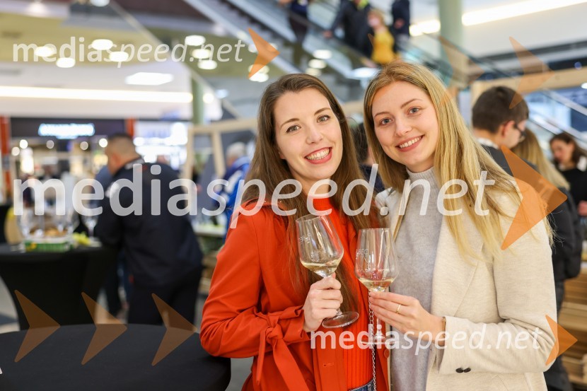 Pubeci v Citycentru Celje