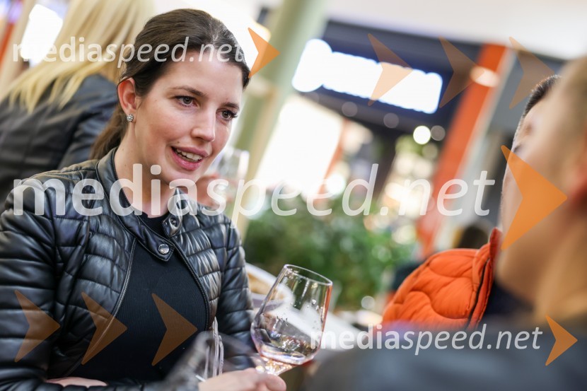 Pubeci v Citycentru Celje