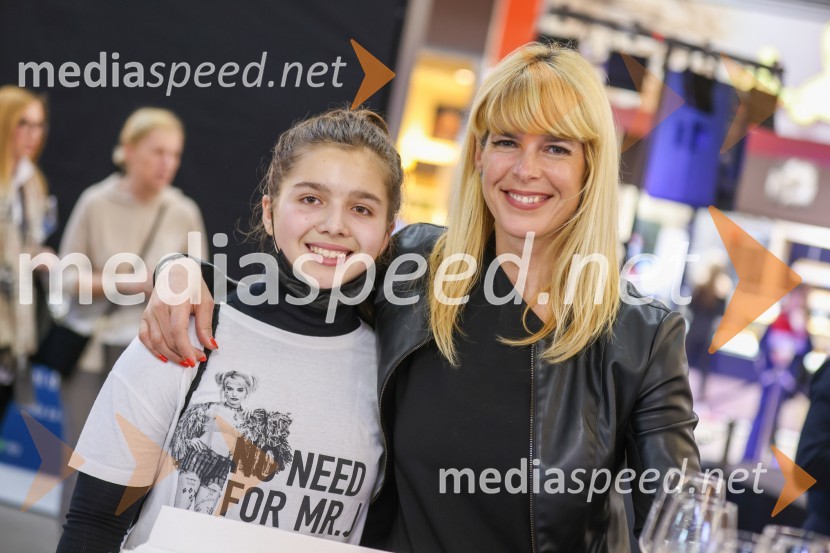  ... ;  Darja Lesjak, center manager, Citycenter CeljePubeci v Citycentru Celje