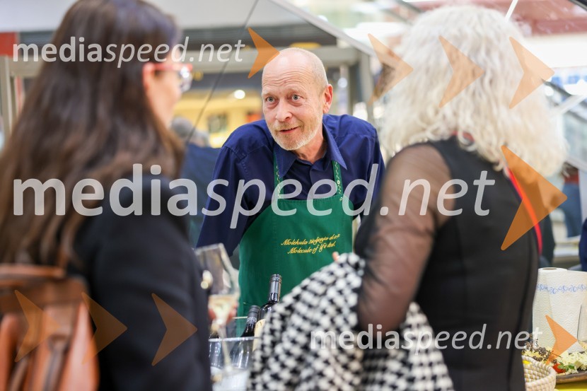 Pubeci v Citycentru Celje