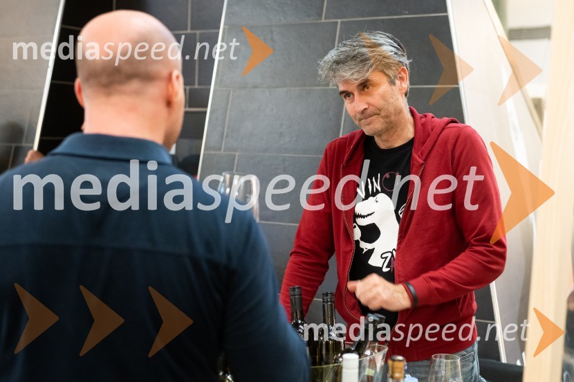  Robert  Hafner, Vinarstvo HafnerPubeci v Citycentru Celje