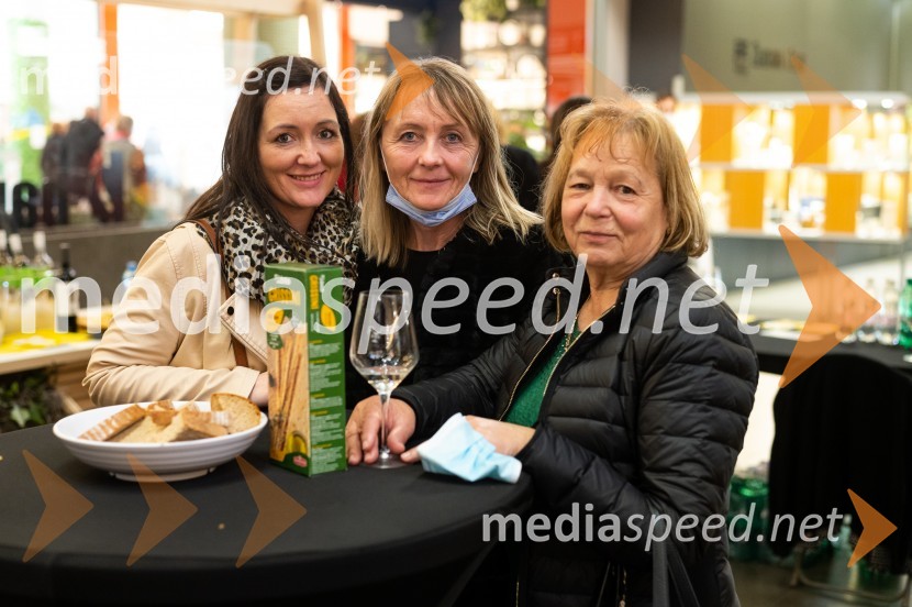 Pubeci v Citycentru Celje