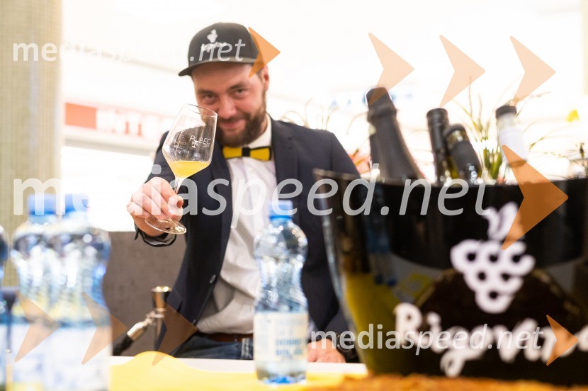  Aleksander Rigo, Rigo VinoPubeci v Citycentru Celje