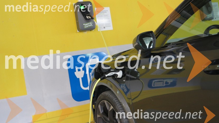 CUPRA Formentor VZ 1.4 eHybrid DSG 245KM