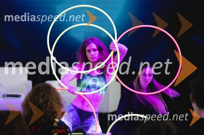  Maša FermeZaključek natečaja in predstavitev zmagovalne umetniške preobrazbe BMW iX