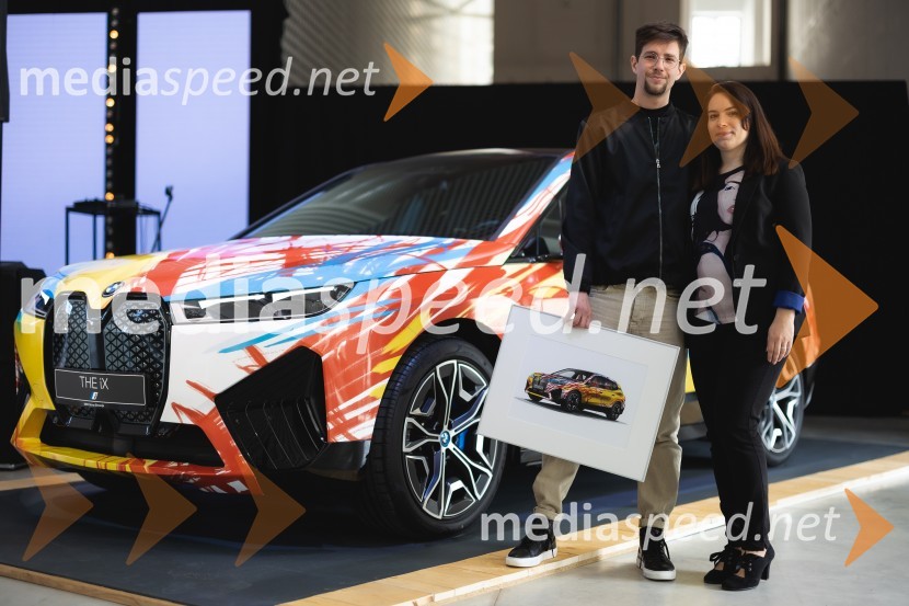  Urban Klinkon, magistrski študent ALOU;  ... Zaključek natečaja in predstavitev zmagovalne umetniške preobrazbe BMW iX