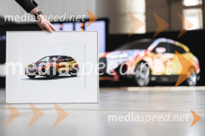 Zaključek natečaja in predstavitev zmagovalne umetniške preobrazbe BMW iX