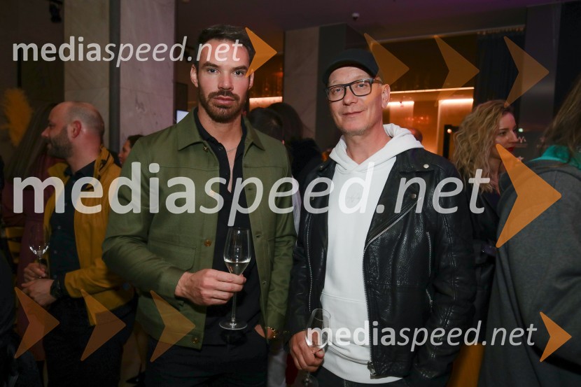  Matjaž Kumelj, pevec, maneken;  Uroš Smolej, igralecLansiranje nove kampanje 