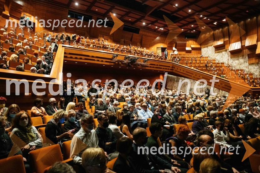 Svatba & posvetitev pomladi, premiera baleta Edwarda Cluga