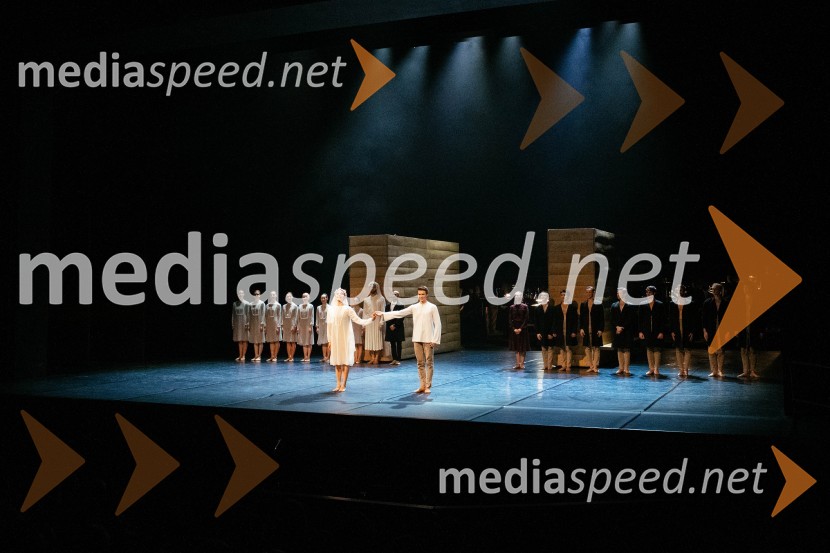 Svatba & posvetitev pomladi, premiera baleta Edwarda Cluga