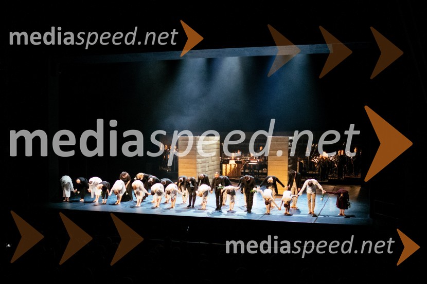 Svatba & posvetitev pomladi, premiera baleta Edwarda Cluga