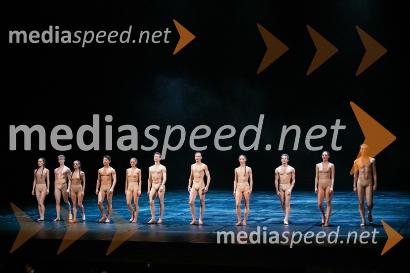 Svatba & posvetitev pomladi, premiera baleta Edwarda Cluga