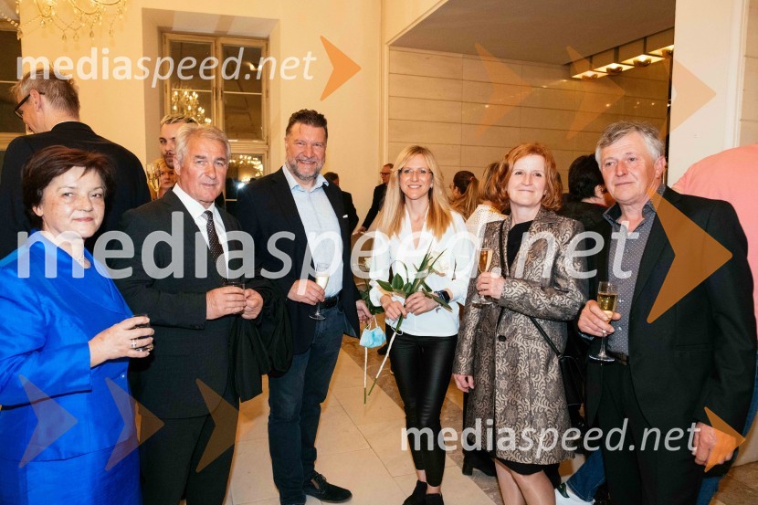  Marija Ribič;  Janez Ribič, politik;  Špela Pokeržnik, glasbenica in novinarkaSvatba & posvetitev pomladi, premiera baleta Edwarda Cluga