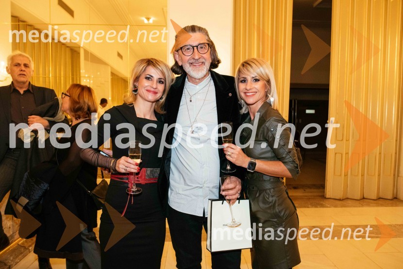  Simona Toš, kostumografinja;  Leo Kulaš, kostumograf;  Martina TošSvatba & posvetitev pomladi, premiera baleta Edwarda Cluga