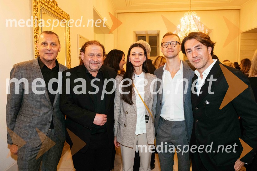 Danilo Rošker, direktor SNG Maribor;  Darko  Brlek, direktor in umetniški vodja, Festival Ljubljana;  Anastazija Matvijenko ;  Denis Matvienko, baletni plesalec;  Edward Clug, umetniški direktor, Balet SNG MariborSvatba & posvetitev pomladi, premiera baleta Edwarda Cluga