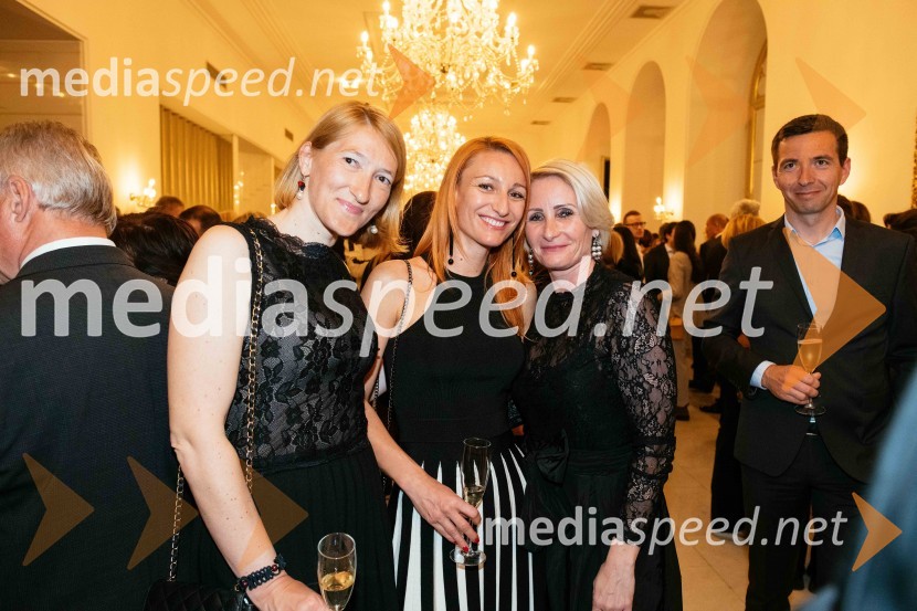  Anja  Žižek, marketing SNG MariborSvatba & posvetitev pomladi, premiera baleta Edwarda Cluga