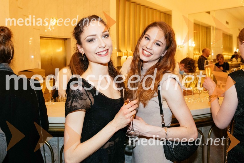  Monja Obrul, baletna plesalka;  Tea Bajc, balerinaSvatba & posvetitev pomladi, premiera baleta Edwarda Cluga