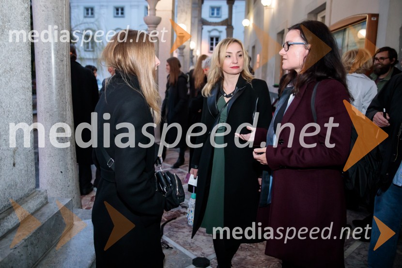  Tina Dobnik, producentka MASKA;  ... Sklepna slovesnost 52. tedna slovenske drame