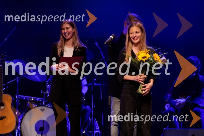  Nina Rajič Kranjac, gledališka režiserkaSklepna slovesnost 52. tedna slovenske drame