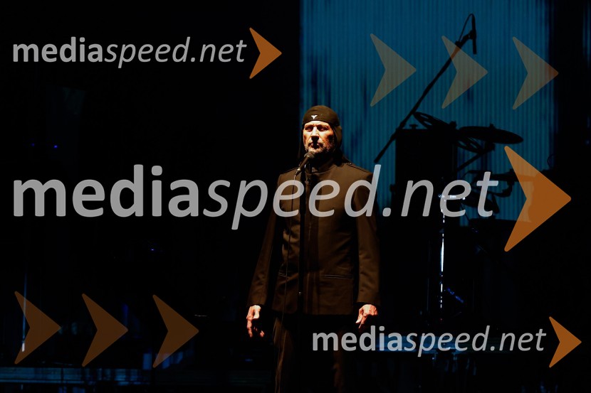  Milan Fras, vokal, skupina LaibachLaibach: Mi smo narod, koncert