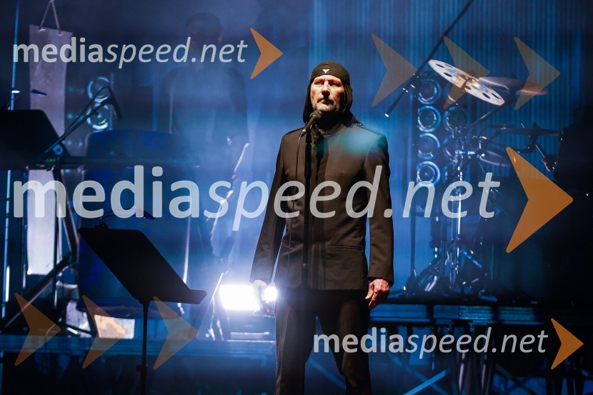  Milan Fras, vokal, skupina LaibachLaibach: Mi smo narod, koncert