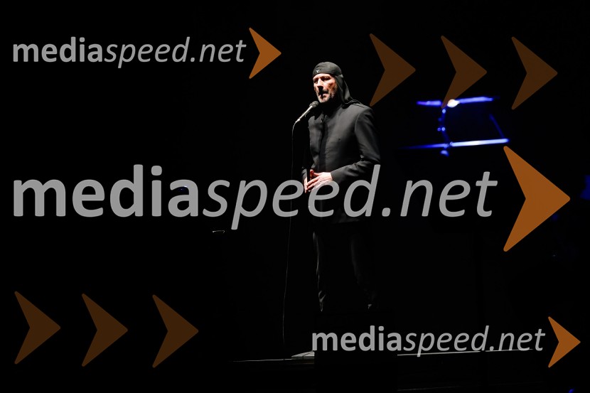  Milan Fras, vokal, skupina LaibachLaibach: Mi smo narod, koncert