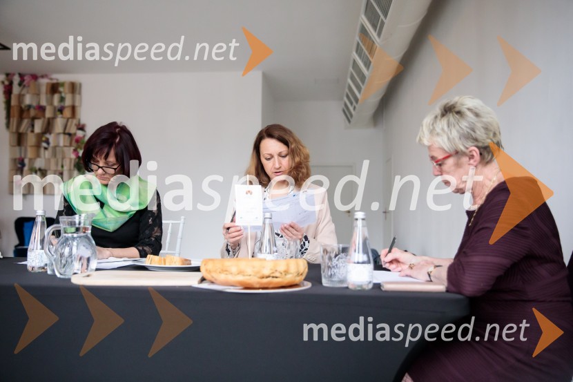  ... ;  Janja Štrumbelj, La Potica; mag. Marlena Skvarča, višja predavateljica za področje prehrane na Oddelku za živilstvo, Biotehniška fakulteta, Univerza v LjubljanMojster potice - Fala kraljice 2022