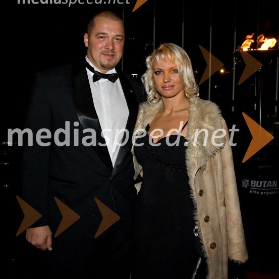 Robert Lavtar, Center alternative Altorion in Petra Slapar, pevkaAl Gore v Sloveniji na zabavi Diners Black Card
