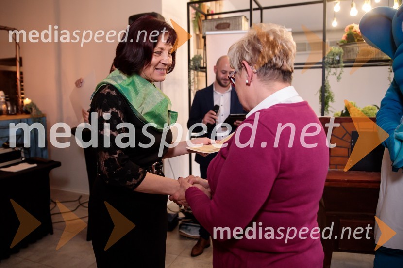  Mirjam Kavčič, direktorica Lesaffre Slovenija;  Marija  ŠpitalerMojster potice - Fala kraljice 2022