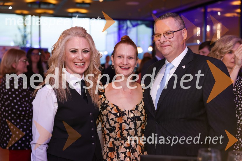 mag. Metka  Bradetić, direktorica Hrvaške turistične skupnosti v Sloveniji;  ... ;  Kristjan  Staničić, direktor Hrvaške turistične zveze20. obletnica predstavništva Hrvaške turistične skupnosti v Sloveniji