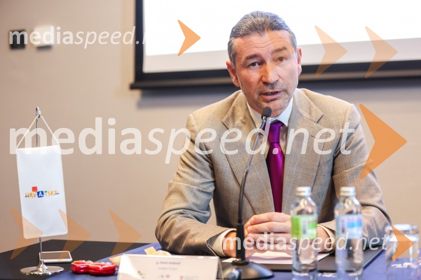  Denis Ivošević, direktor TZ Istra20. obletnica predstavništva Hrvaške turistične skupnosti v Sloveniji