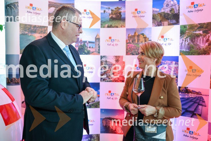  Kristjan  Staničić, direktor Hrvaške turistične zveze;  Ilona Stermecki, v.d. direktorice podjetja STO20. obletnica predstavništva Hrvaške turistične skupnosti v Sloveniji