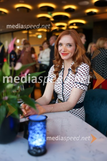  Mojca Mavec, voditeljica20. obletnica predstavništva Hrvaške turistične skupnosti v Sloveniji