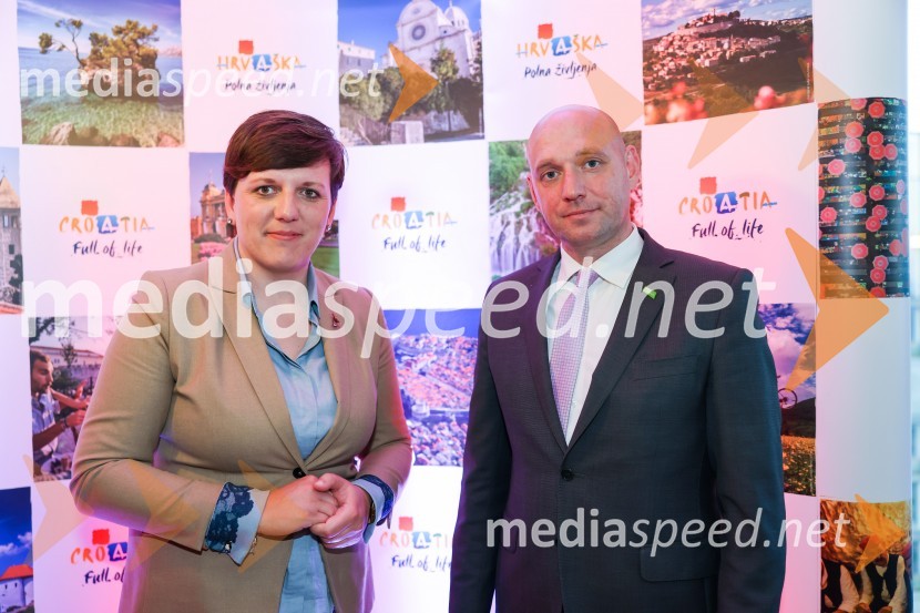  Monika  Udovičić, Hrvaška turistična zveza;  Simon Zajc, državni sekretar20. obletnica predstavništva Hrvaške turistične skupnosti v Sloveniji