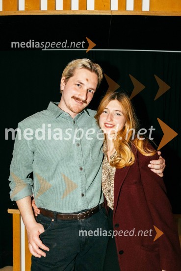  Tadej Kern, glasbenik;  Vesna Messec, vizualna umetnicaZakaj ne pišem, predstavitev knjige Dijane Matković