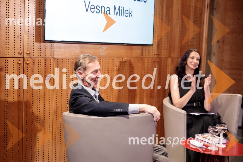  Lado Ambrožič, novinar;  Vesna Milek, novinarka in publicistkaLado Ambrožič v pogovoru z Vesno Milek, Škrabčeva domačija