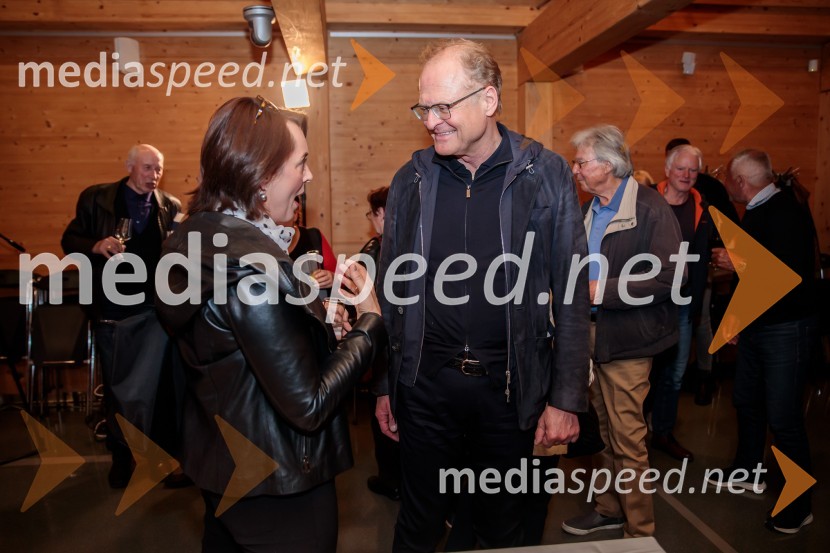  ... ;  Janez  Škrabec, direktor Riko d.o.o., predsednik Slovensko-ruskega poslovnega sveta, častni konzul BelorusijeLado Ambrožič v pogovoru z Vesno Milek, Škrabčeva domačija