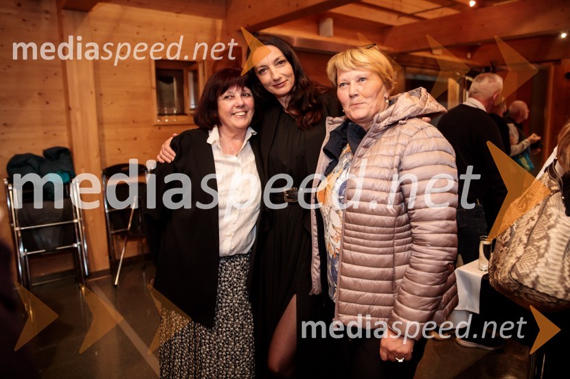  ... ;  Vesna Milek, novinarka in publicistka;  ... Lado Ambrožič v pogovoru z Vesno Milek, Škrabčeva domačija